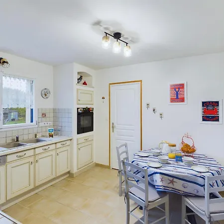 Kerity, Maison Pour 9 Avec Jardin بيت للعطل